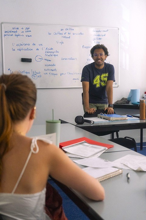 Cours particulier de français à l'École Suisse de Paris