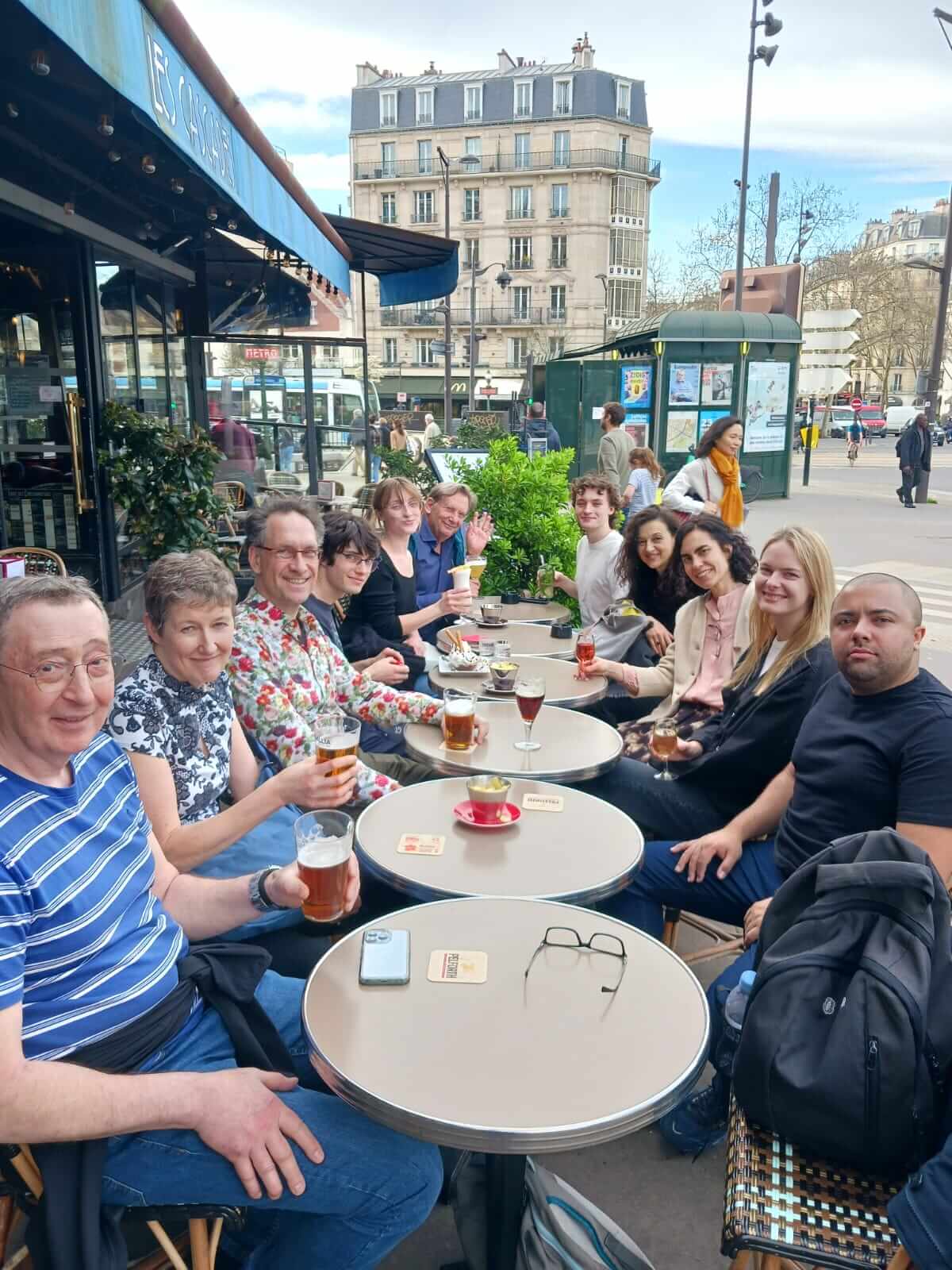 our students on the terrace of a café during the weekly cultural outing at the École Suisse